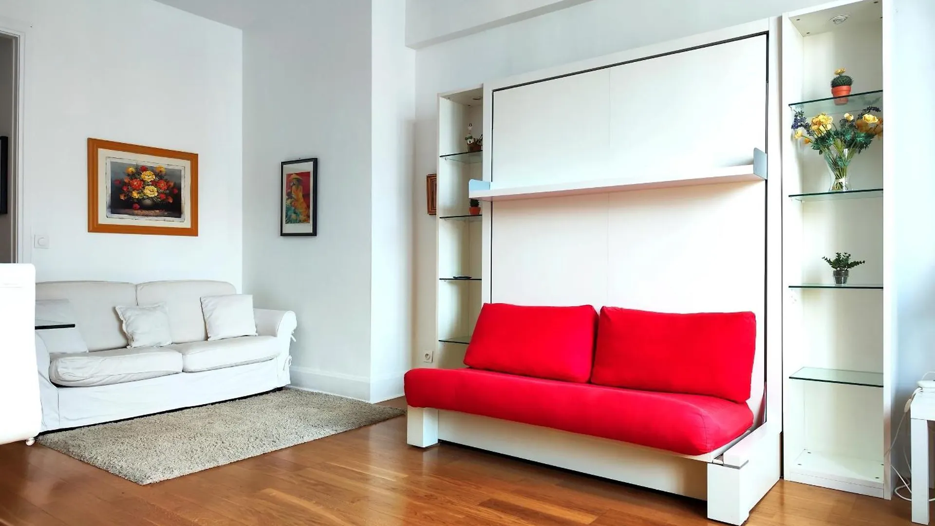 Avenue Franklin Roosevelt - 8 *