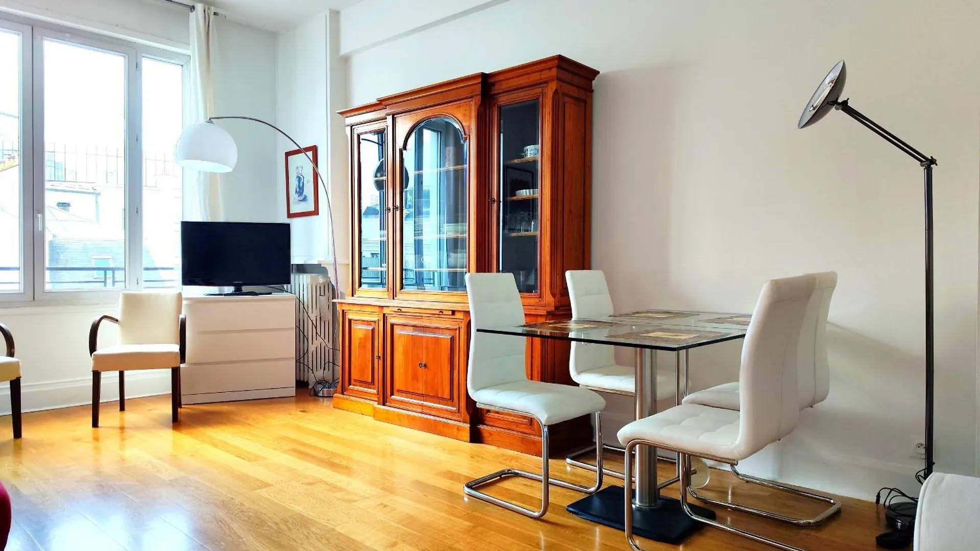 Appartement Avenue Franklin Roosevelt - 8 Parijs
